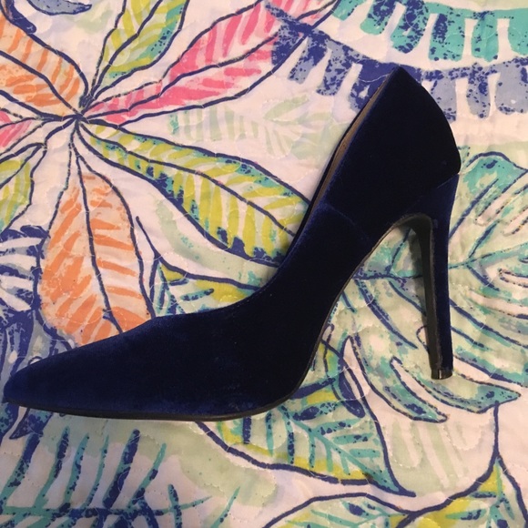 Blue Velvet Heels - Picture 2 of 3